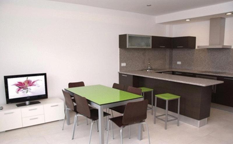 Apartaments Verd Natura Olot Dış mekan fotoğraf